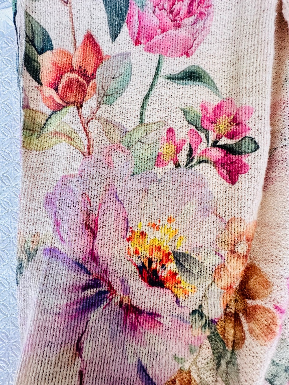 Floral Cream Open-Front Cardigan Sweater - Picture 6 of 11